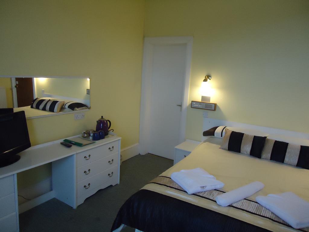 Abbey Court Hotel Торкі Номер фото